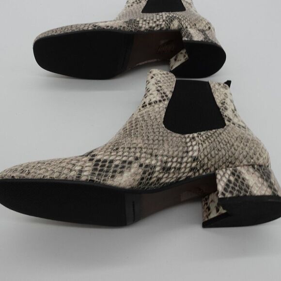 BNIB Bruno Premi Snakeskin Shoe Bootie - Picture 4 of 8